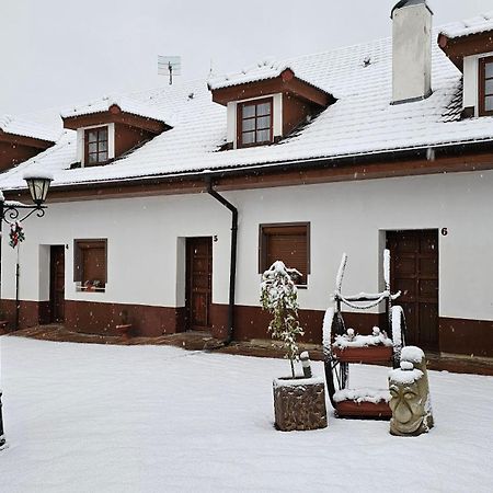Zamecky Penzion Rotunda Břeclav Kültér fotó