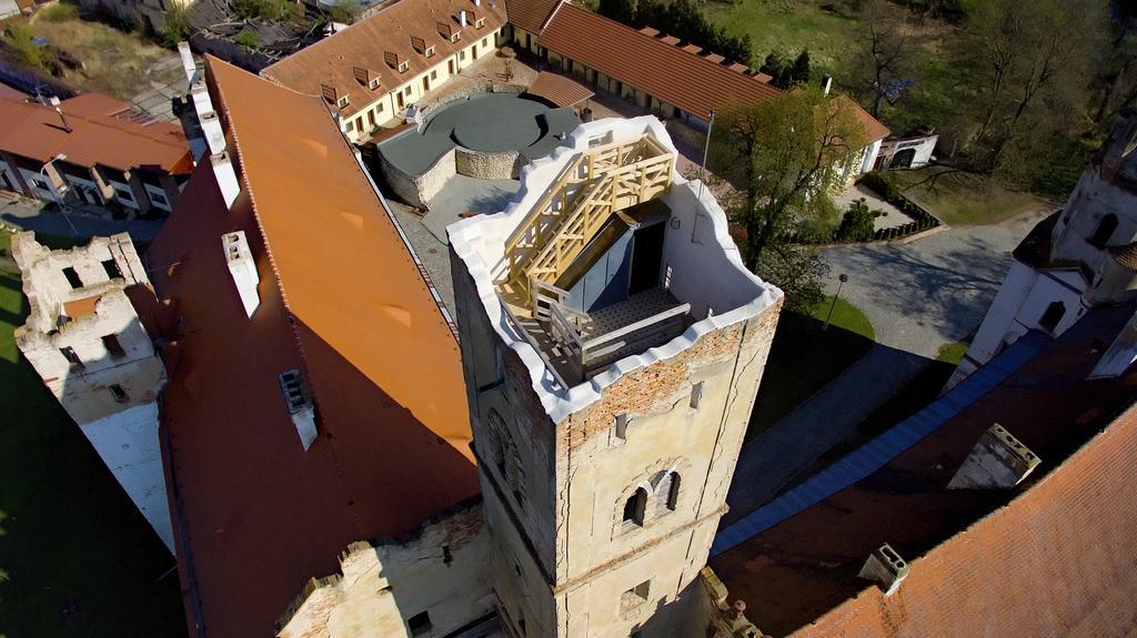 Zamecky Penzion Rotunda Břeclav Kültér fotó